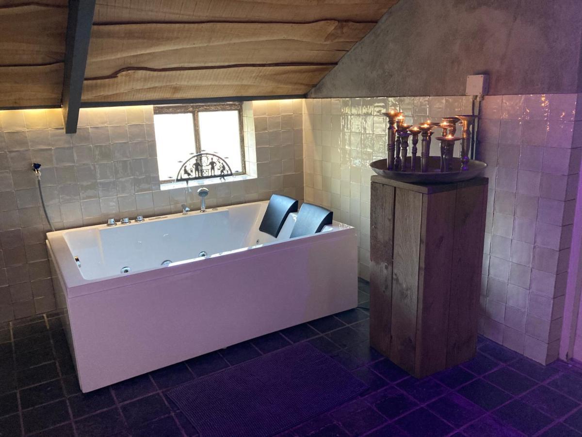 Betuwsch Badhuys Bed & Breakfast Lienden Bagian luar foto